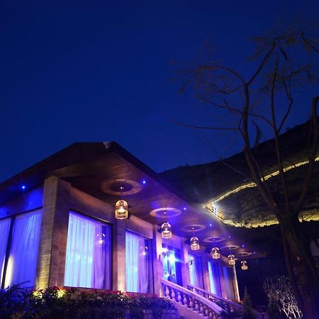 เดลลา รีสอร์ต Hotel โลนาวาลา ภายนอก รูปภาพ
