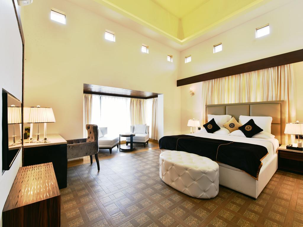 เดลลา รีสอร์ต Hotel โลนาวาลา ภายนอก รูปภาพ