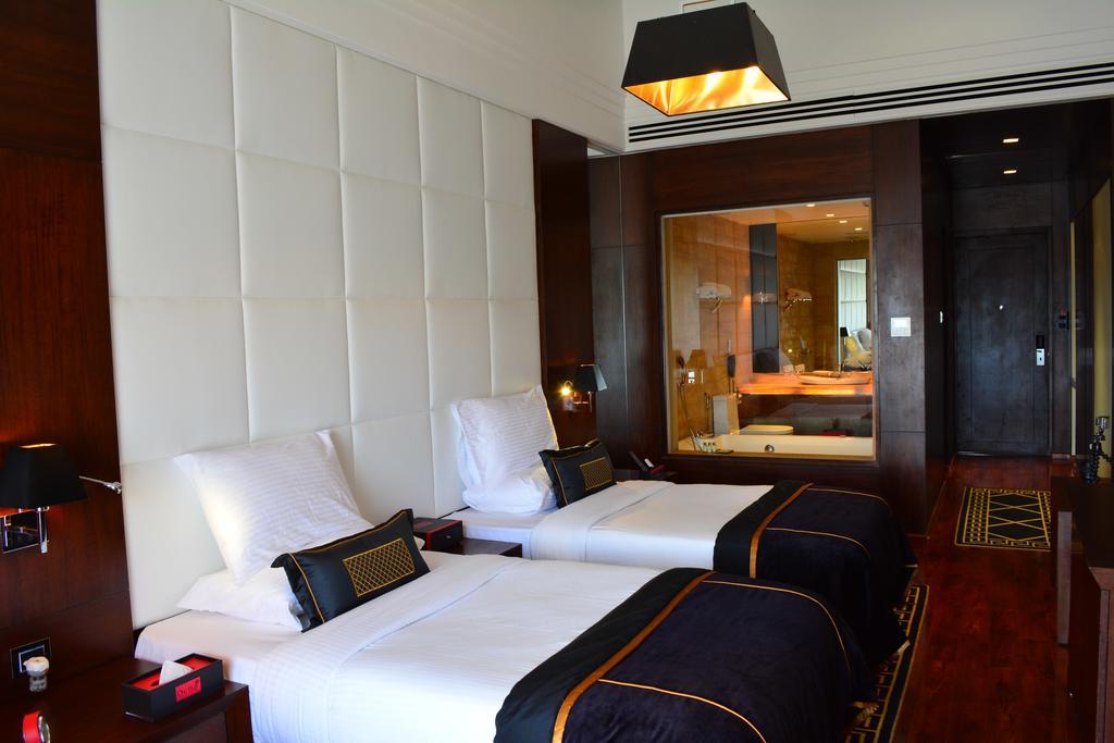 เดลลา รีสอร์ต Hotel โลนาวาลา ภายนอก รูปภาพ