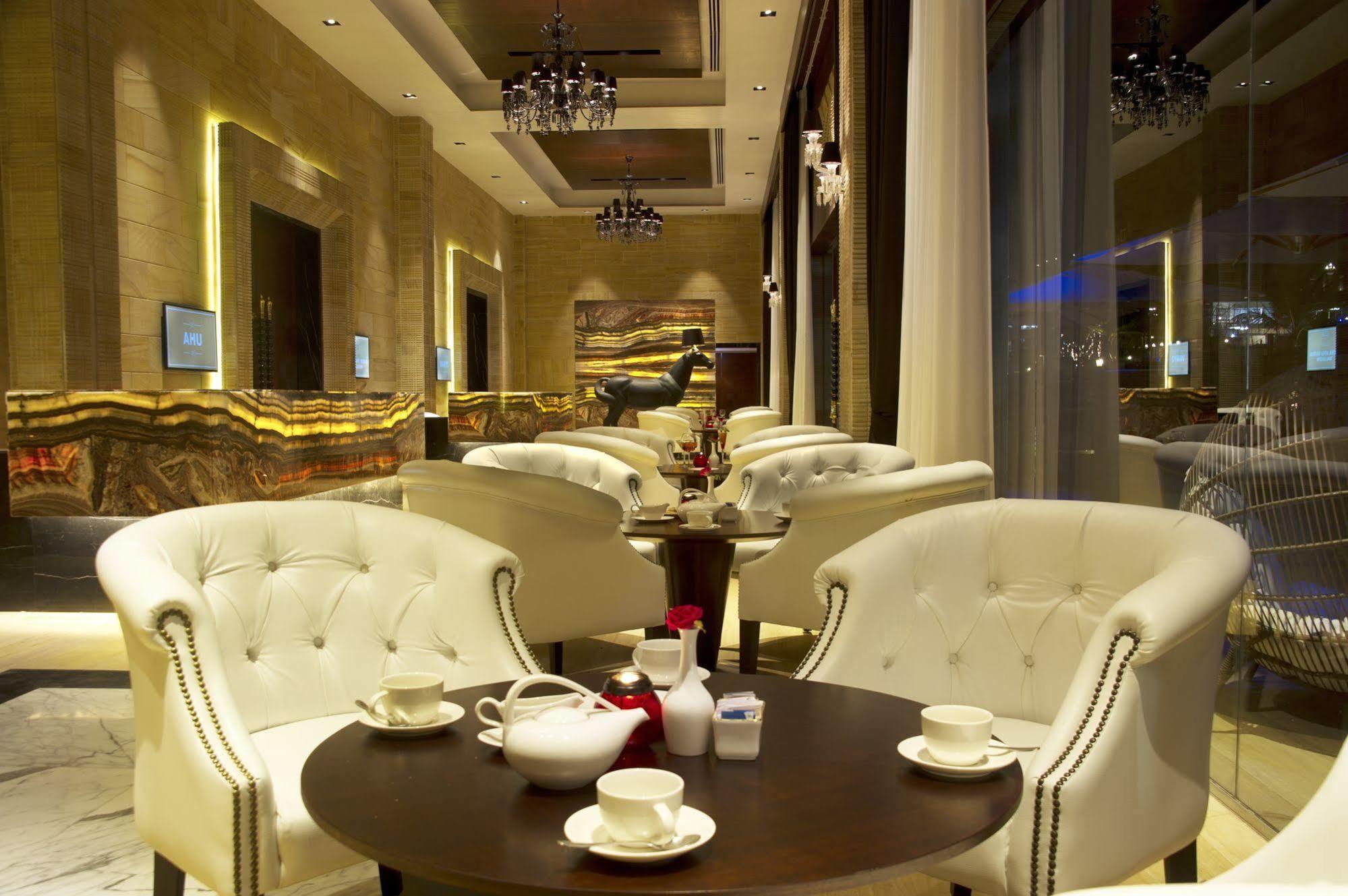 เดลลา รีสอร์ต Hotel โลนาวาลา ภายนอก รูปภาพ